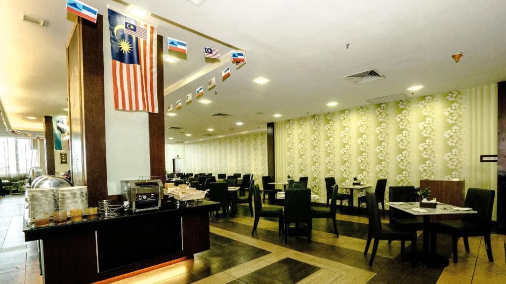 ZEN Rooms 1 Borneo - photo 11