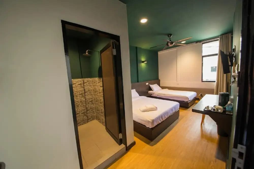 Room V Jalan Jenang - photo 6