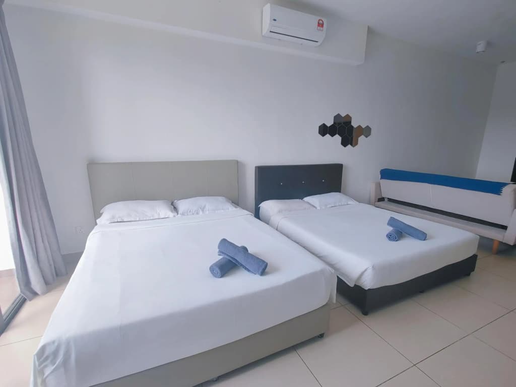 Pool View Casa Suite @ Midhill Genting Highlands (5pax) - photo 1