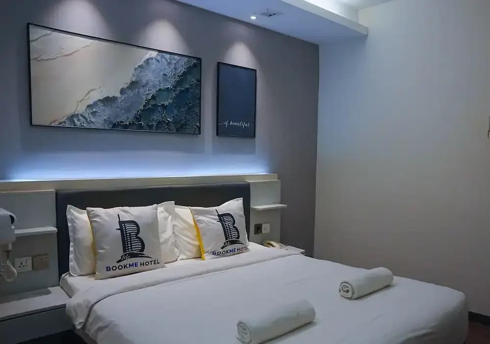 BookMe Hotel - photo 4