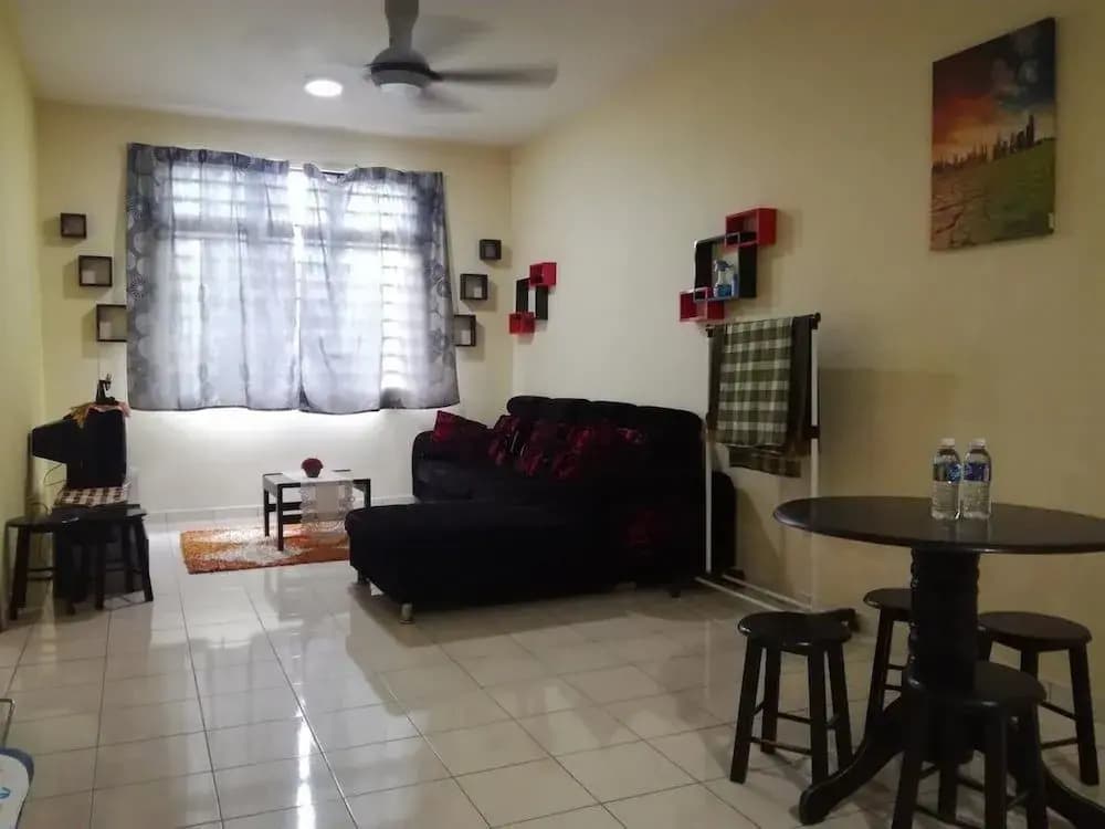 Sweet Angkasa Homestay - photo 6