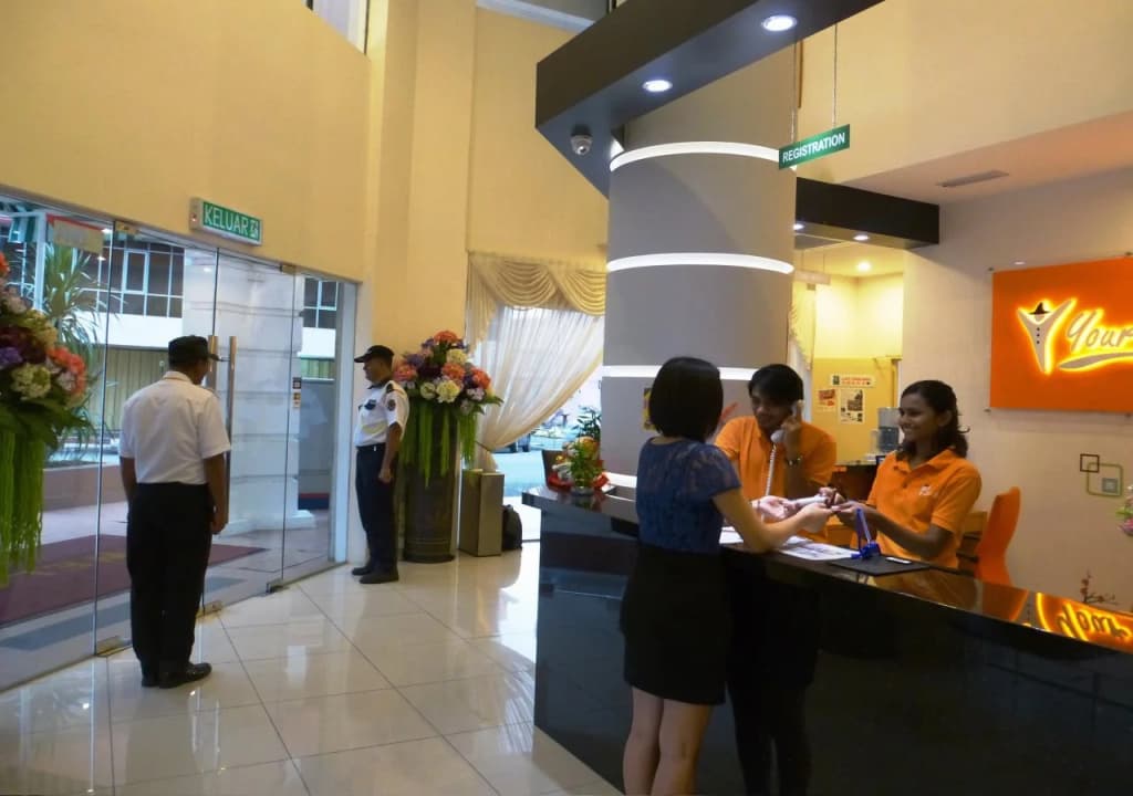 Your Hotel - photo 3