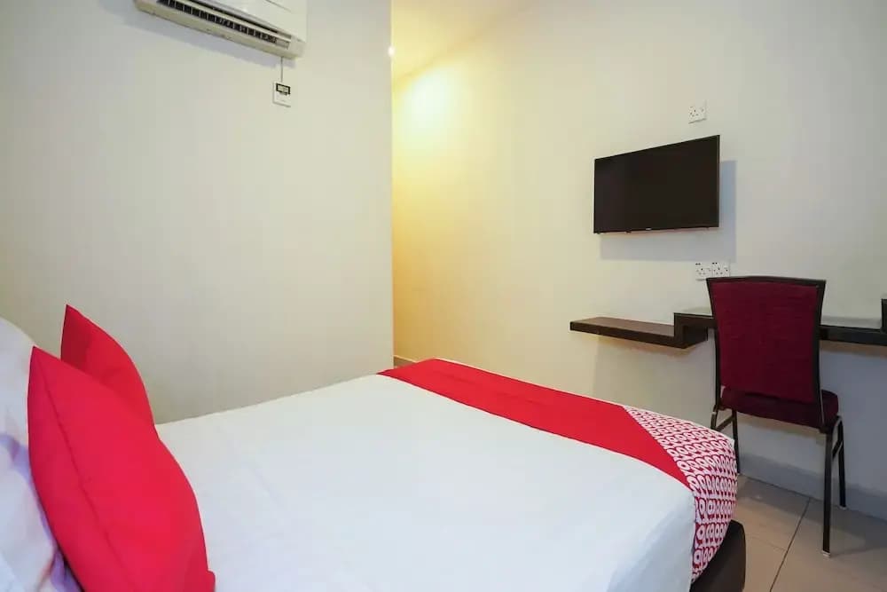 Dancenter Near Petronas Kampung Koh, Jj Hotel - photo 20