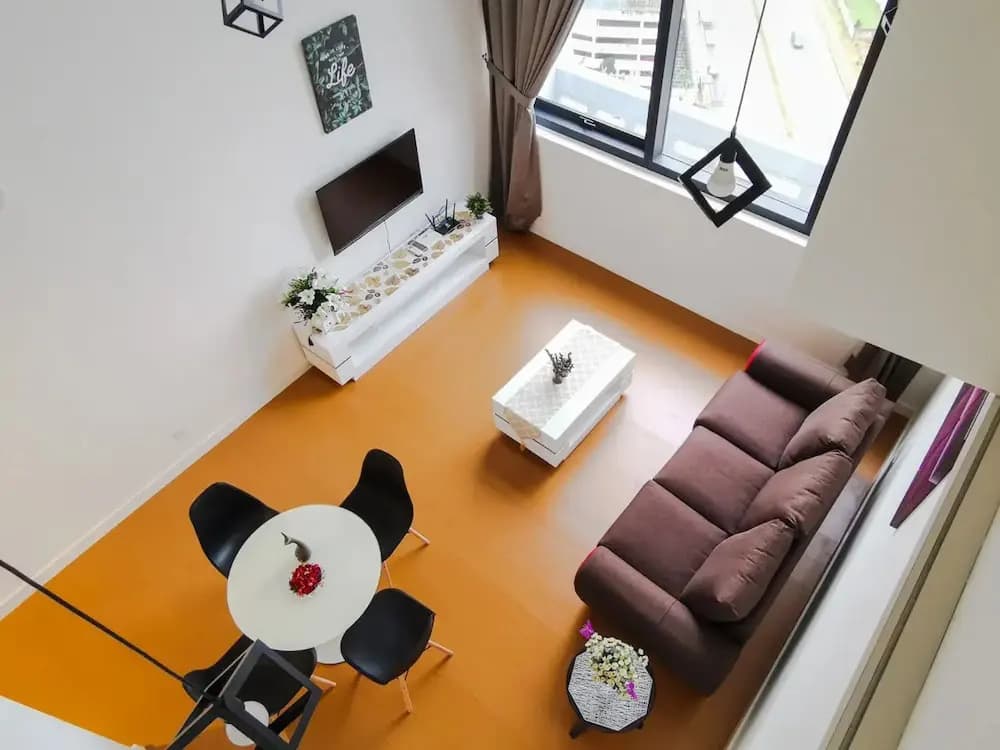 The Hub Service Apartment - photo 23