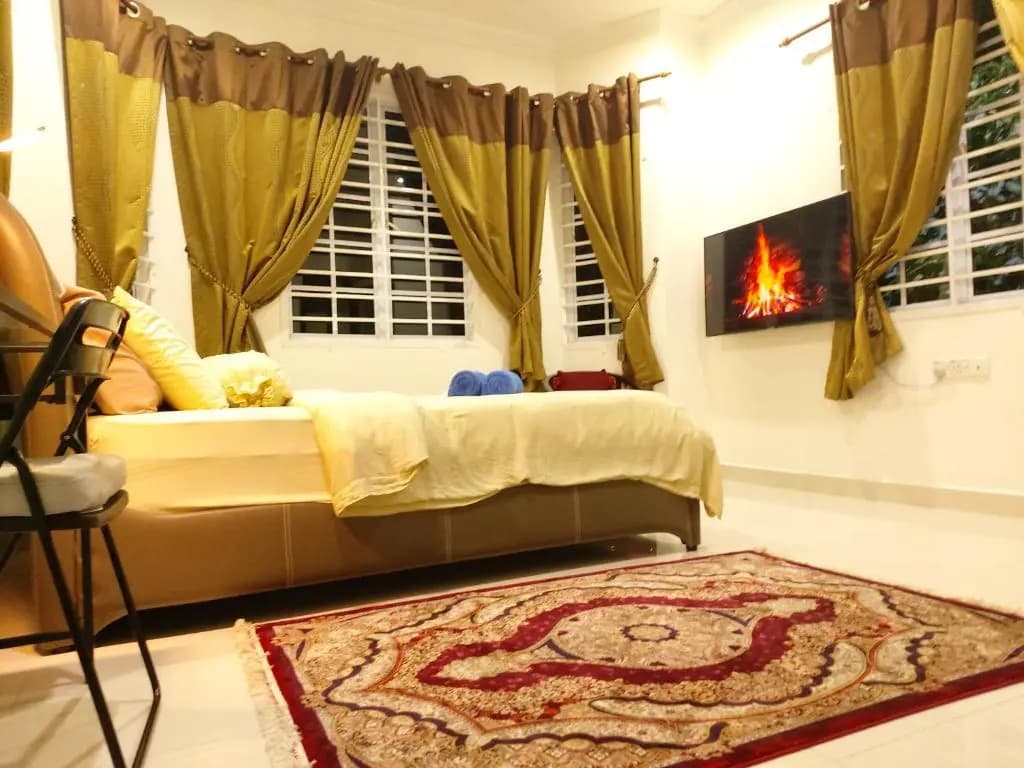 Homestay Villa Solihin Sungai Buloh - photo 4