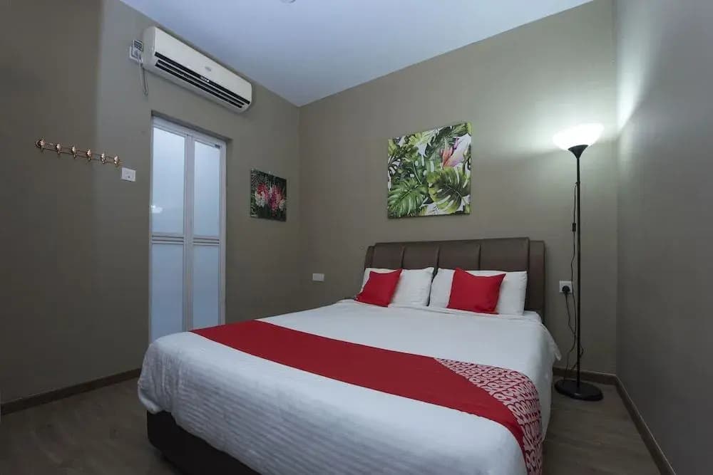 OYO 90231 Hotel By The Park Plt - photo 3