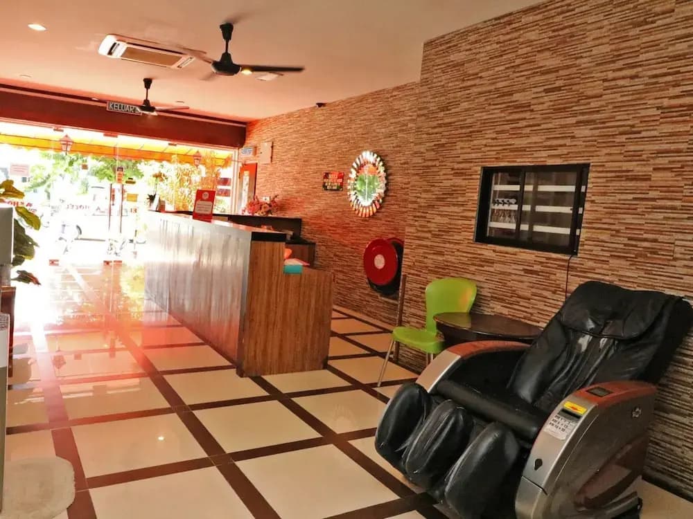 Nida Rooms Gelugor Marvel at A Hotel - photo 11