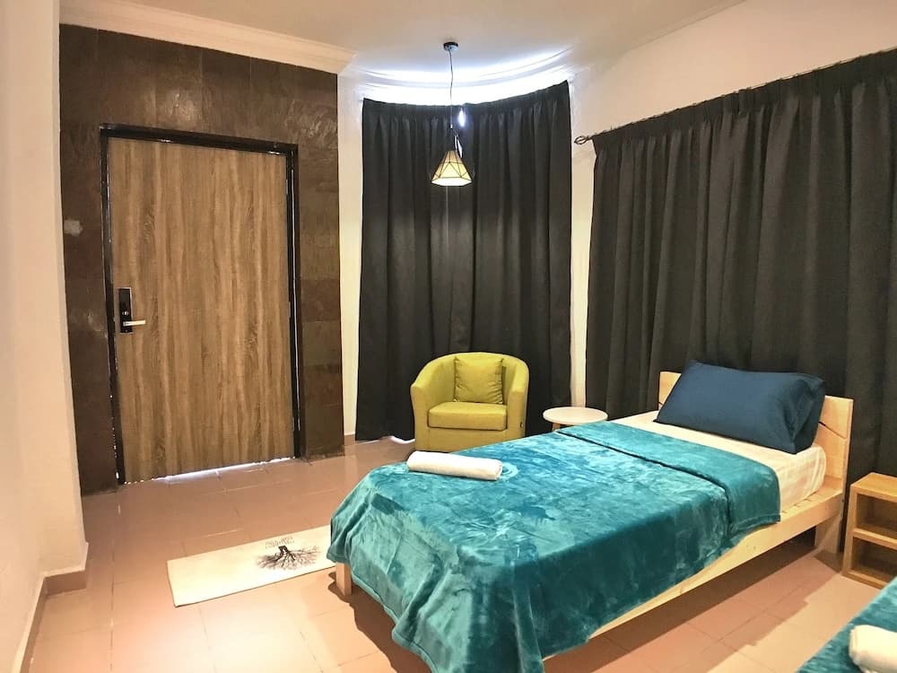 iBook6 Deluxe Family Suite for 4 by iBook Homestay - photo 4