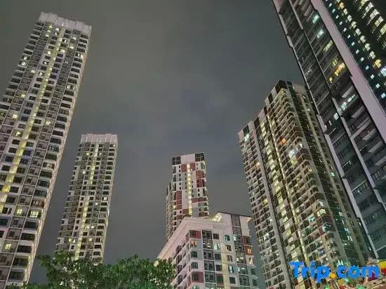 Up to 9pax, i-City i-Suite FREE WIFI 50"TV - photo 18