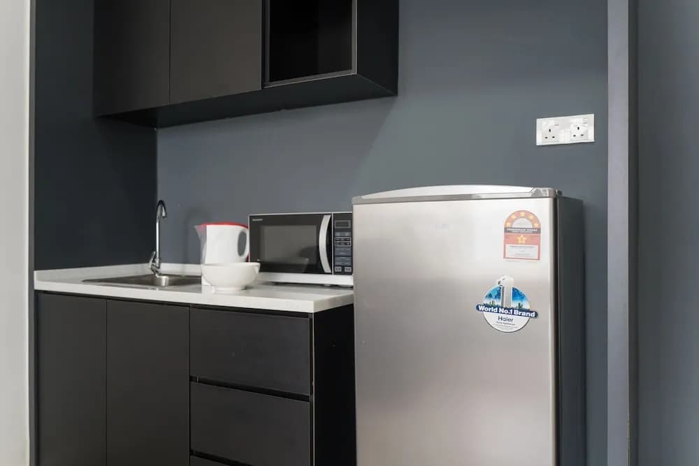 OYO Home 43951 Fair  Studio Empire City Marriot - photo 18