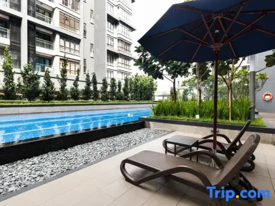 HIJAU Geniehome 2BR1studio Free 99mbps WIFI and Carpark at Utropolis Shah Alam - photo 2