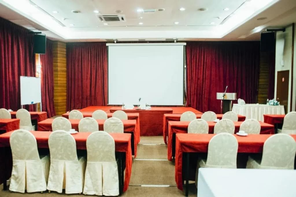 Hotel Darul Makmur - photo 12