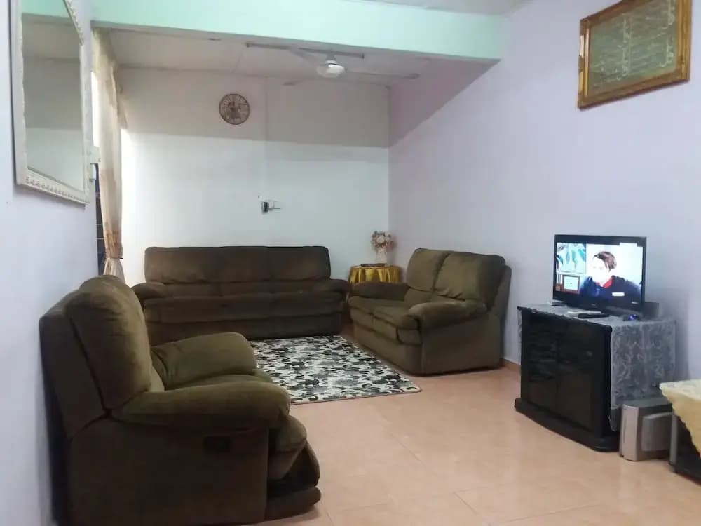 Izora Homestay Melaka - photo 3