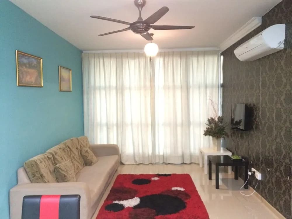 Lawang Suite 2 Bedroom Standard Apartment 2 - photo 13
