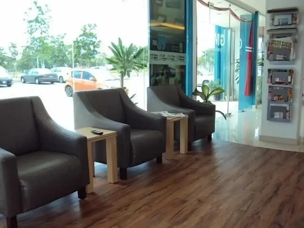 GM City Hotel - photo 14