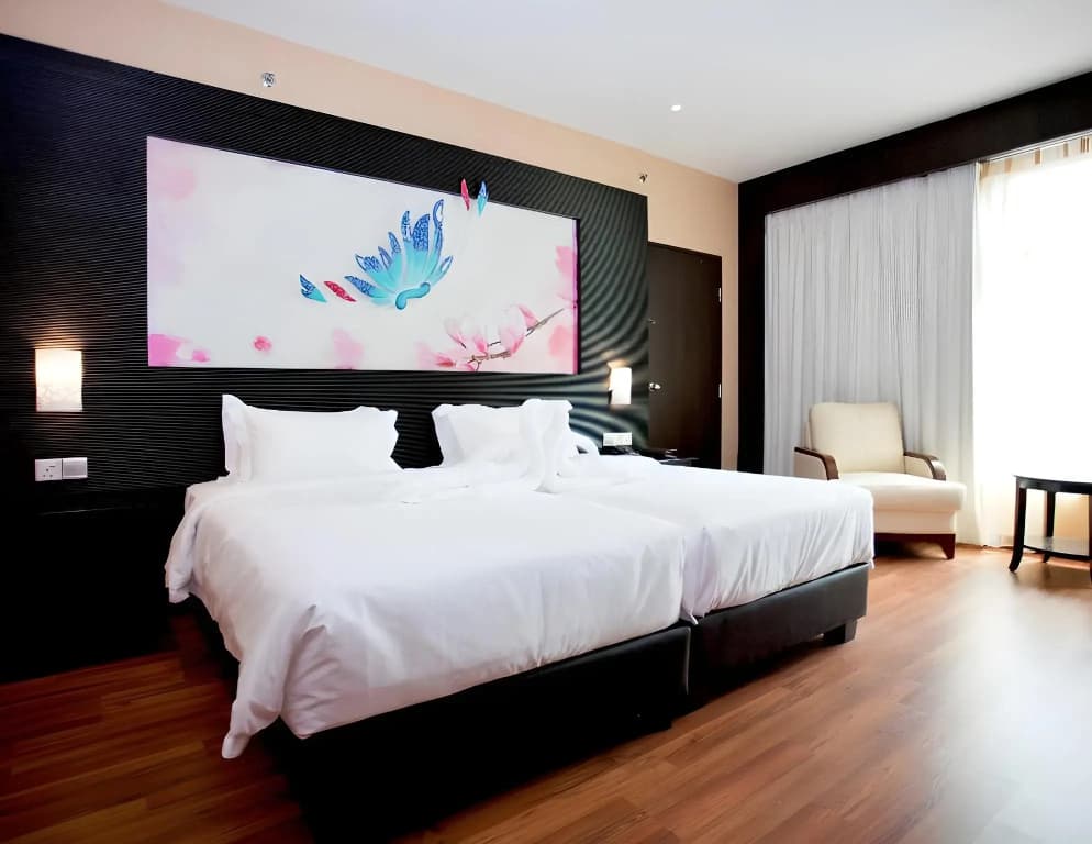 Vouk Hotel Suites - photo 39
