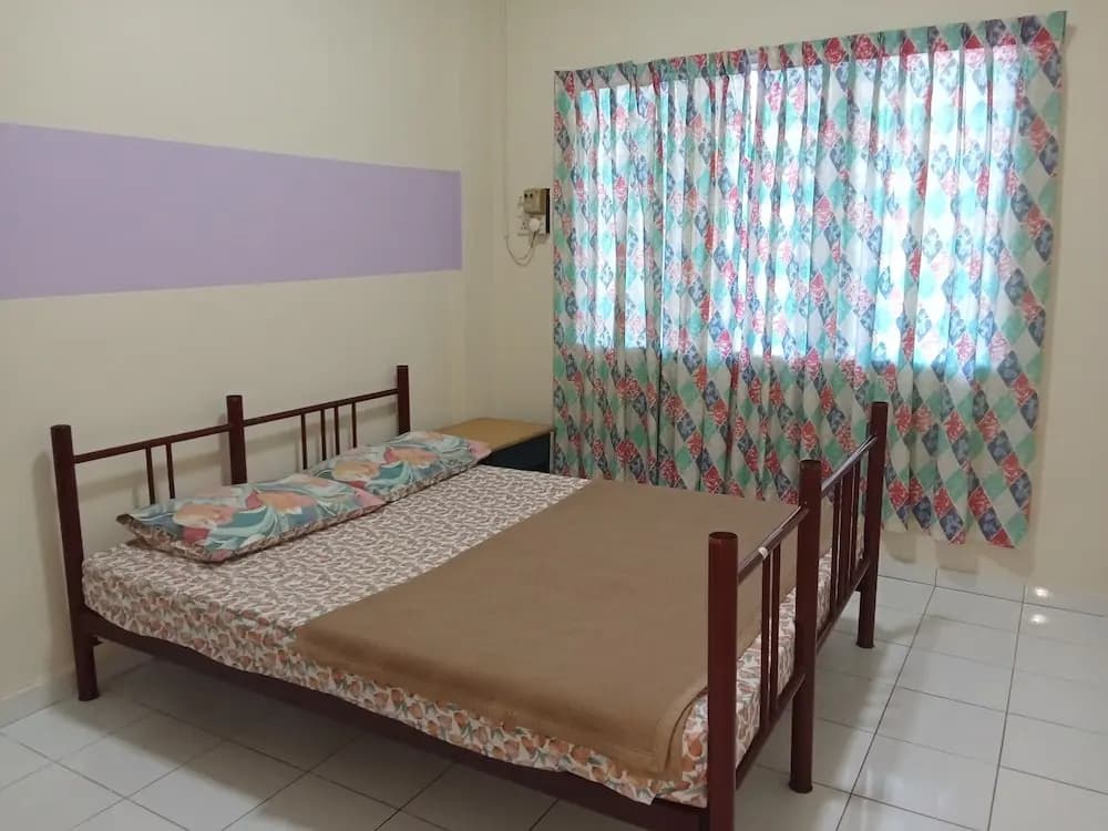 Seri Bulan Condominium - photo 4