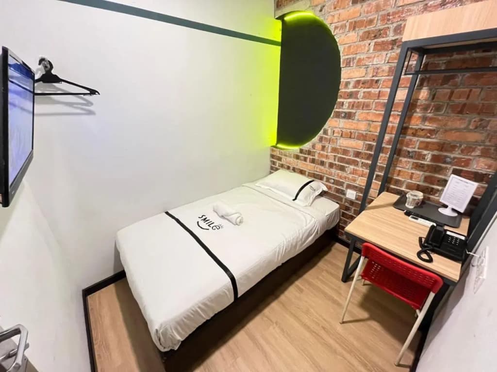 Smile Hotel Wangsa Maju - photo 27