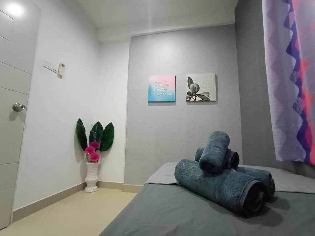 Homi Homestay Menara U2 - photo 10