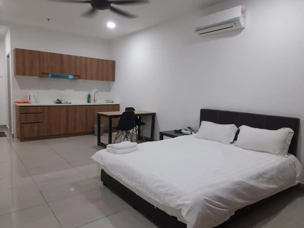 Pacific Towers Star Seksyen 13 PJ Jaya One Parking Netflix Pool Kitchen - photo 5