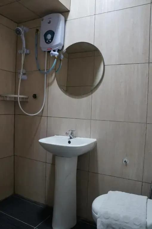 Unikarya Lodge - photo 3