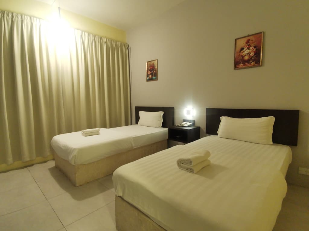 OYO 89619 De Choice Hotel - photo 4