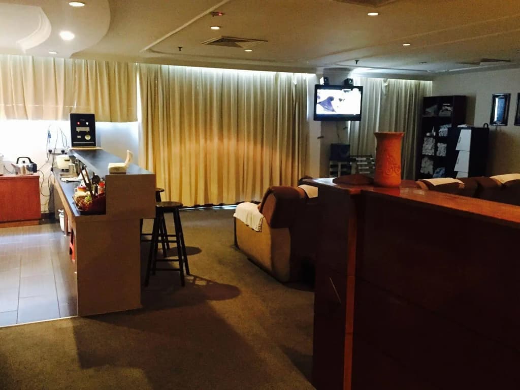 Sabah Oriental Hotel - photo 2
