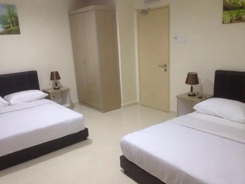 OYO 89831 Sri Sena Hotel - photo 5