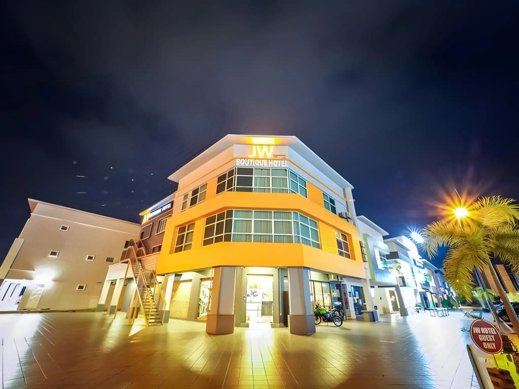 JW Boutique Hotel - photo 21