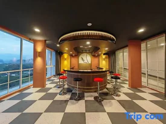 The Stallionz Signature Suites by IWH Suites - photo 24
