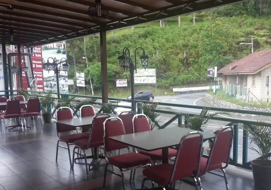 Iris House Hotel Cameron Highlands - photo 22