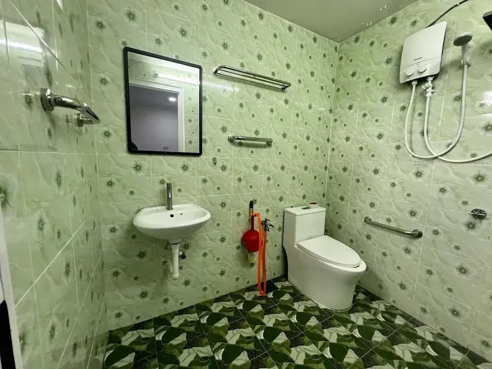 Capital O 91117 Noor Room Stay - photo 9