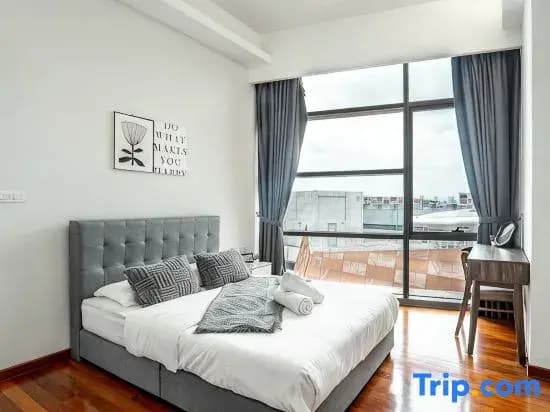 The Azure Residences Kelana Jaya by Airhost - photo 1