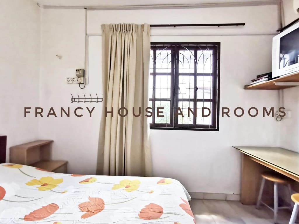 Chill and Traditional House in Bercham Ipoh - photo 2