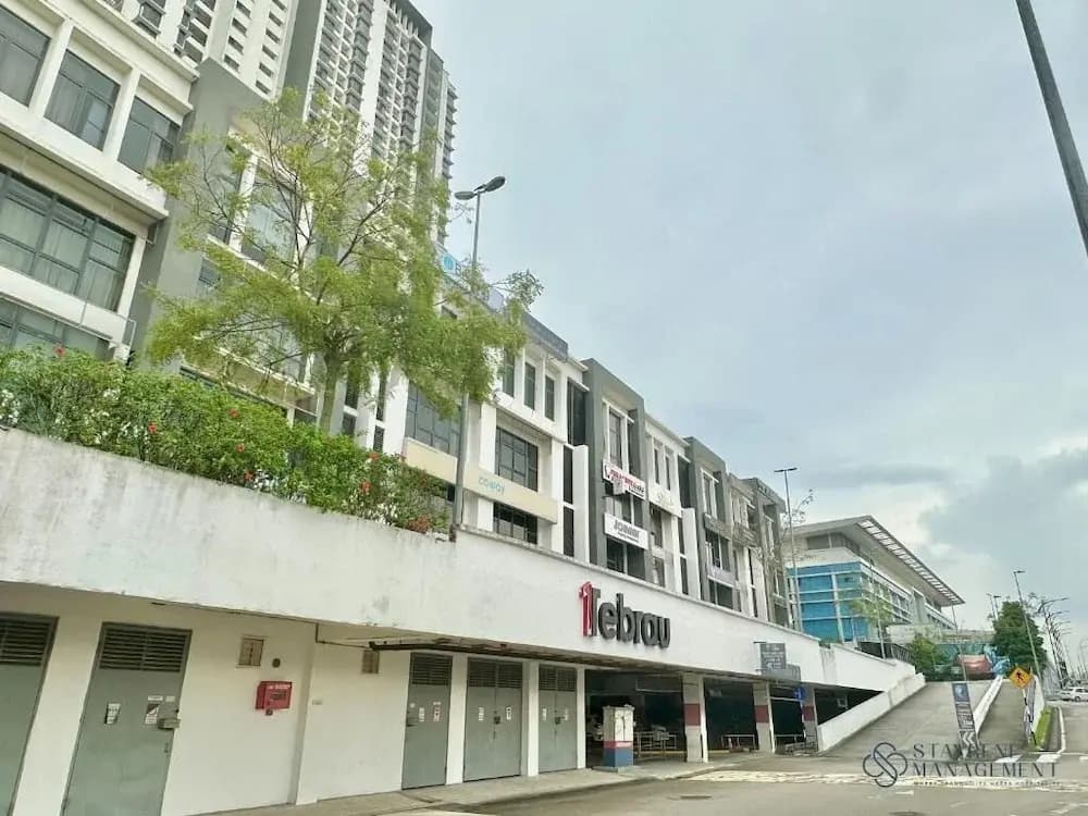 1 Tebrau Residences by Stayrene - photo 1