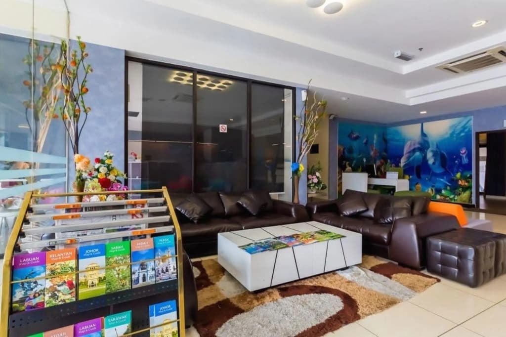 Dolphin Hotel, Chow Kit Kuala Lumpur - photo 15