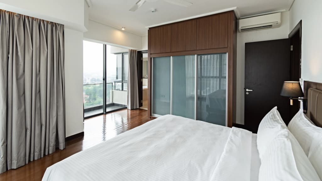 Trillion Suites by SLG - photo 3