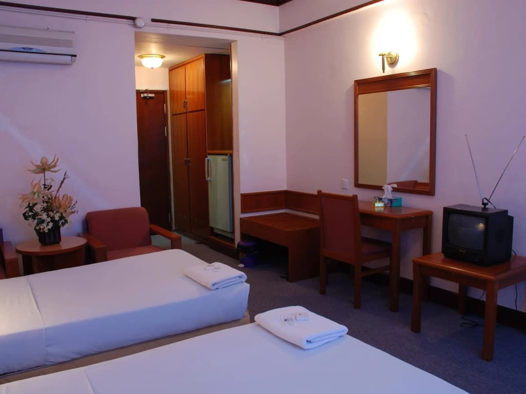 Hotel Meligai Kapit - photo 5