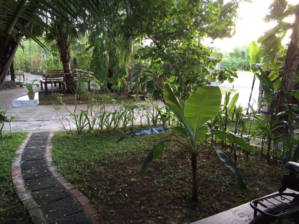 Panji Panji Tropical Wooden Home - photo 17
