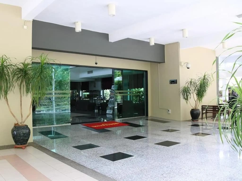 Edc Hotel - photo 1