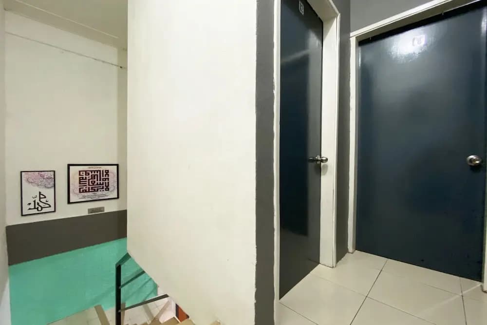 OYO 90198 Aleesya Homestay - photo 7
