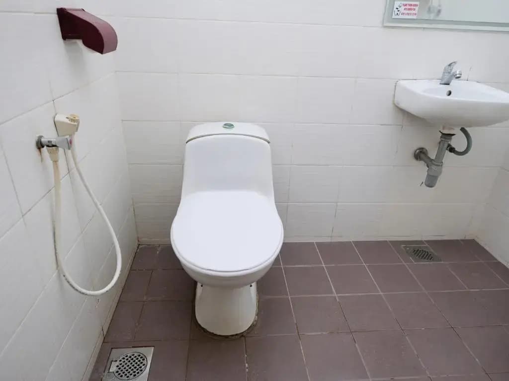 OYO 619 Grand City Hotel 2 - photo 8