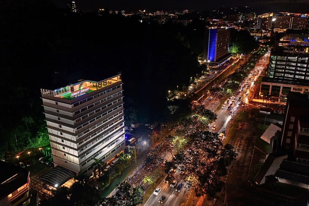 Howard Johnson by Wyndham Kota Kinabalu City Centre - photo 45