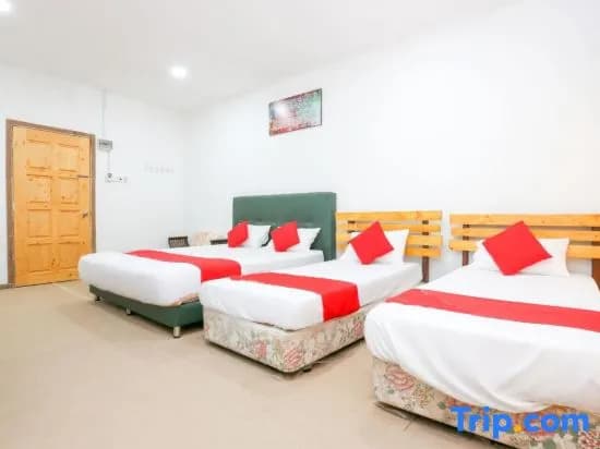 Citra Kadok Hotel & Banquet Hall - photo 1