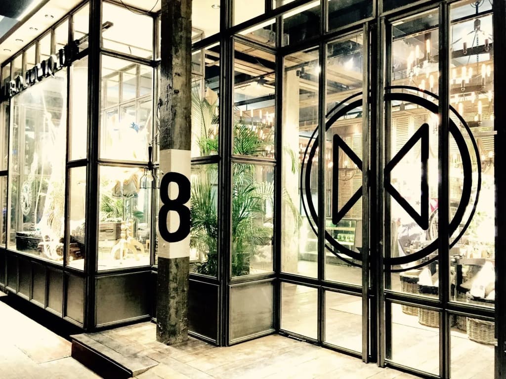 M Boutique Station 18 - photo 17
