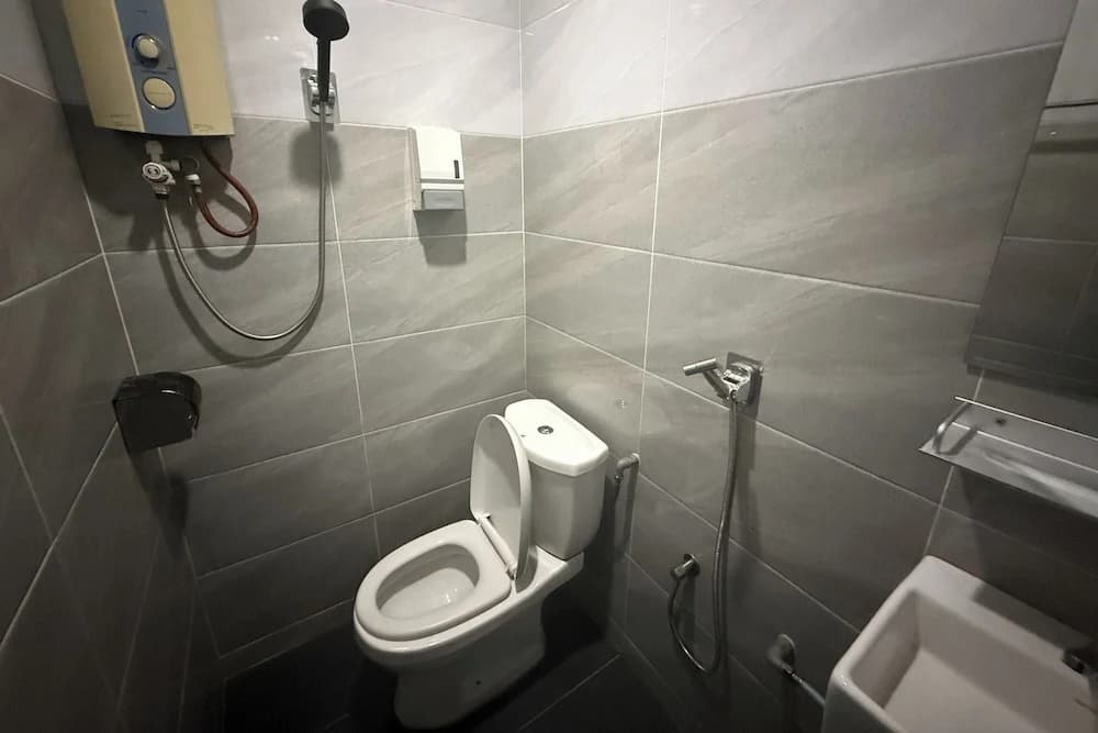 Tiong Nam Hotel Near Pasir Gudang - photo 29
