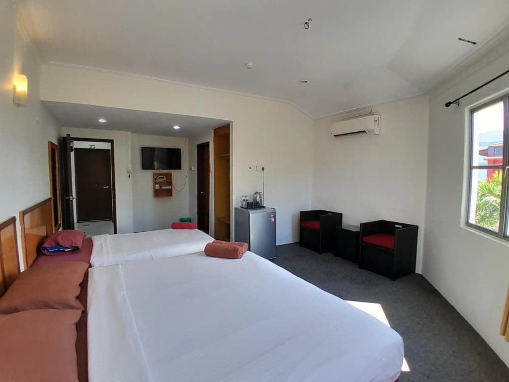 The Zuley Heritage Hotel - photo 12