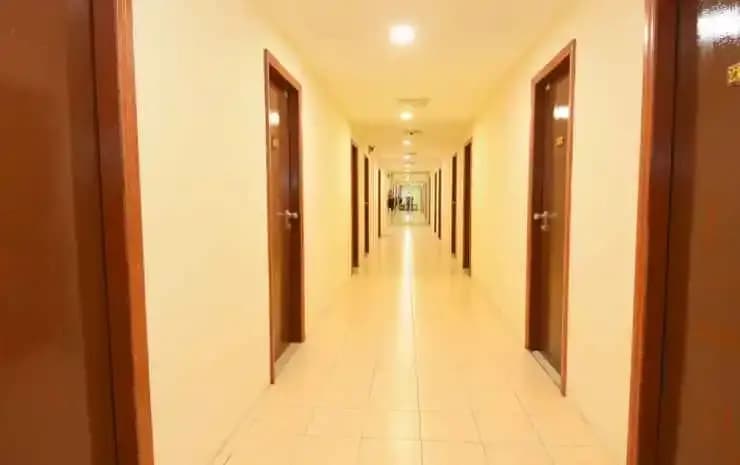 Hotel Sarina - photo 7