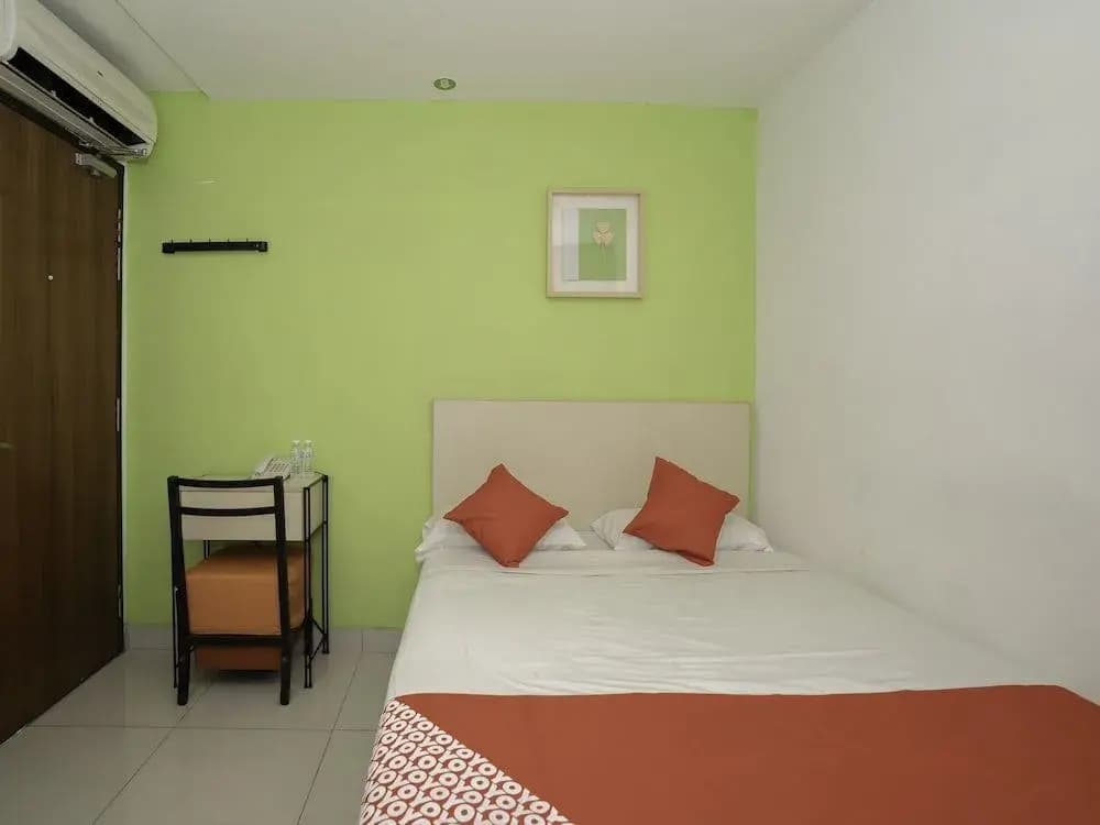 Oyo 903 Happy 92 Hotel - photo 2