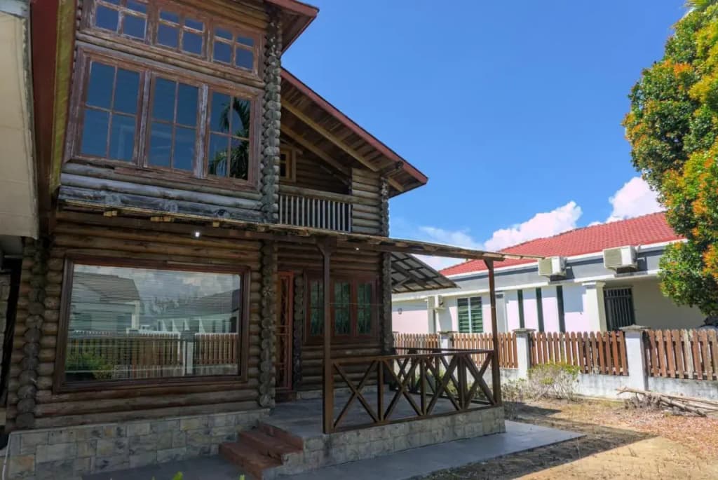 Log Cabin House - photo 11
